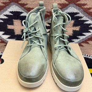 Brand new UGG Women's Lace Up Boots in Sage Green
